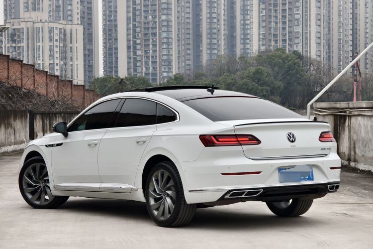 Used Volkswagen FAW-Volkswagen CC 2024 380TSI Striking Edition Exterior 2