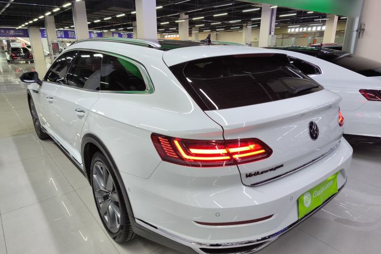 Used Volkswagen FAW-Volkswagen CC 2024 Estate Car 380TSI Hunter's Heart All-Encompassing Edition Exterior 2