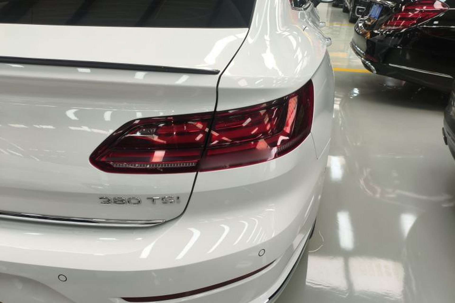 Used Volkswagen FAW-Volkswagen CC 2024 380TSI Striking All-Encompassing Edition Exterior 3