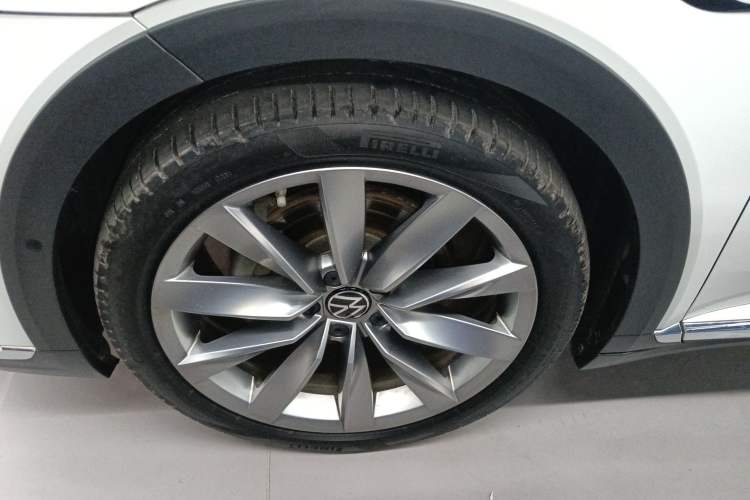 Used Volkswagen FAW-Volkswagen CC 2024 Estate Car 380TSI Hunter's Heart Edition Exterior 4