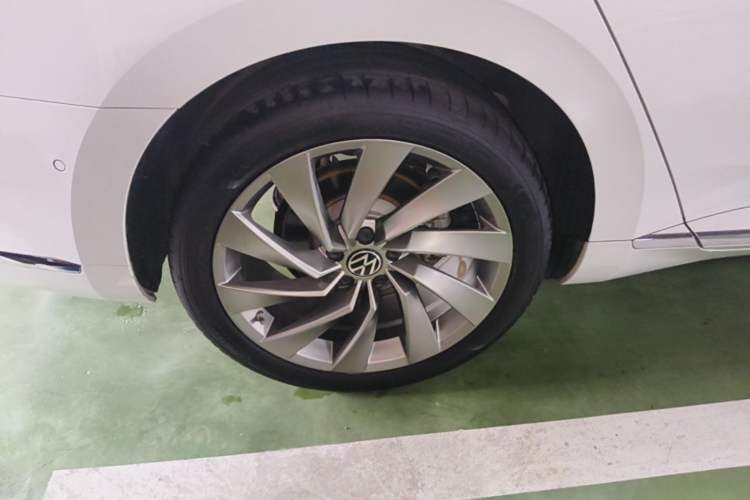 Used Volkswagen FAW-Volkswagen CC 2024 380TSI Striking Edition Exterior 5