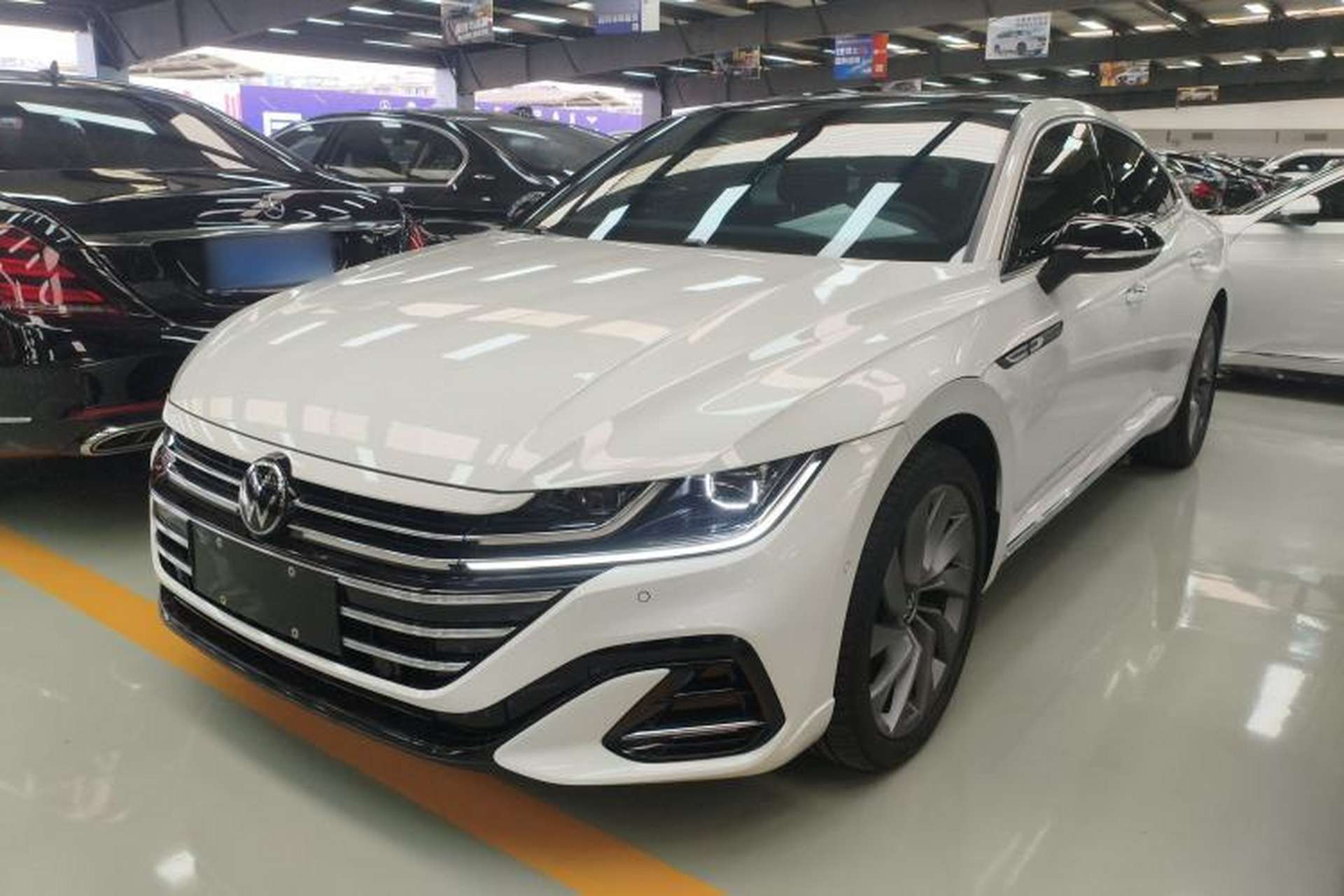 Used Volkswagen FAW-Volkswagen CC 2024 380TSI Striking All-Encompassing Edition Front Left 45 Deg