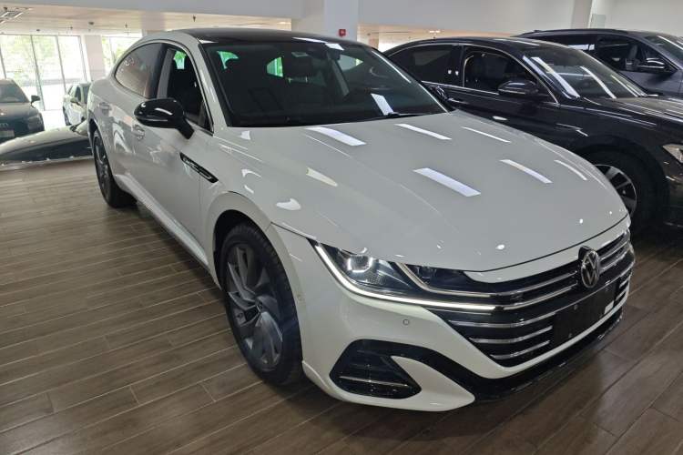 Used Volkswagen FAW-Volkswagen CC 2024 380TSI Striking All-Encompassing Edition Front Right 45 Deg
