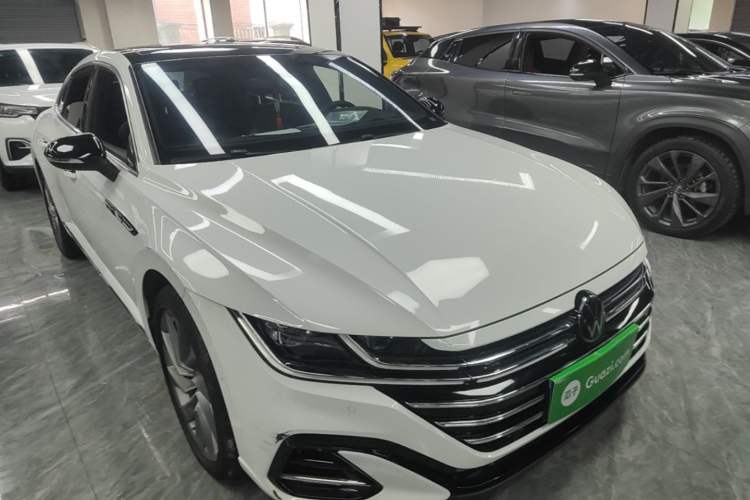 Used Volkswagen FAW-Volkswagen CC 2024 380TSI Striking Edition Front Right 45 Deg