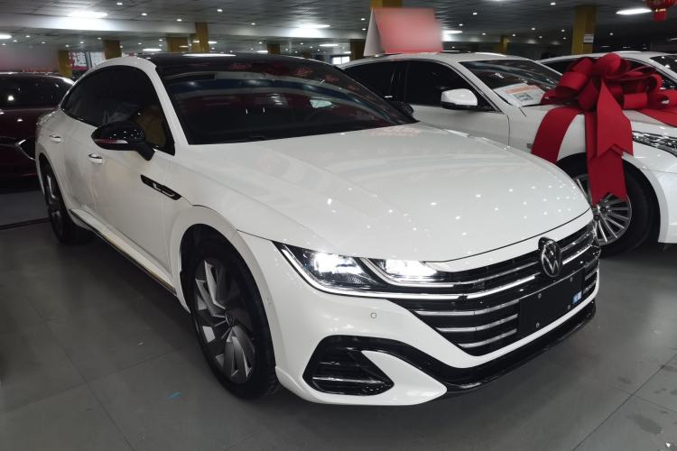 Used Volkswagen FAW-Volkswagen CC 2024 380TSI Striking Edition Front Right 45 Deg