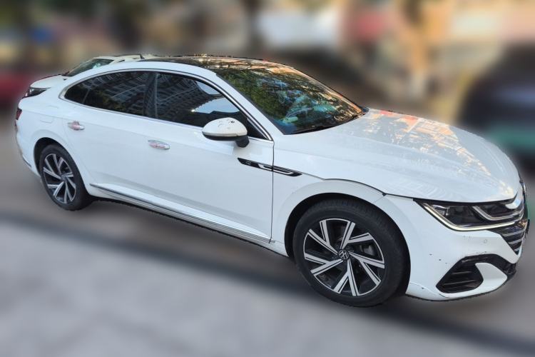 Used Volkswagen FAW-Volkswagen CC 2024 330TSI Spectacular All-inclusive Model Front Right 45 Deg