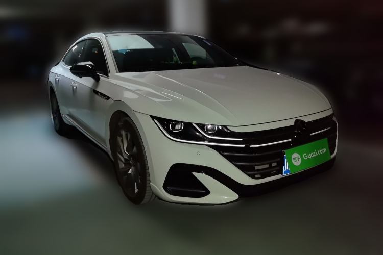 Used Volkswagen FAW-Volkswagen CC 2024 380TSI Striking Edition Front Right 45 Deg