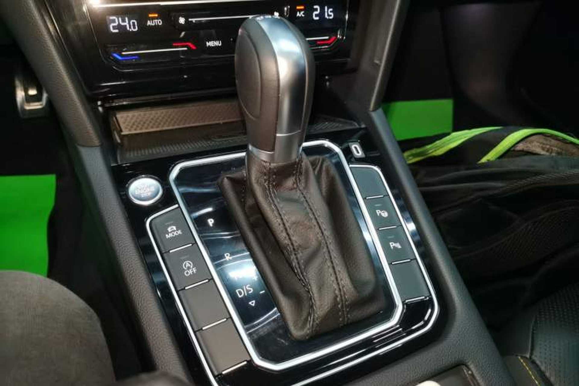 Used Volkswagen FAW-Volkswagen CC 2024 380TSI Striking All-Encompassing Edition Gear Lever