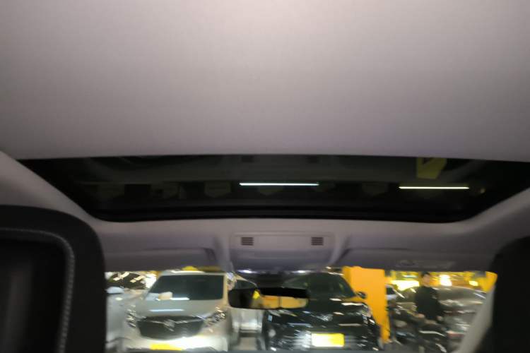 Used Volkswagen FAW-Volkswagen CC 2024 Estate Car 380TSI Hunter's Heart Edition Headliner