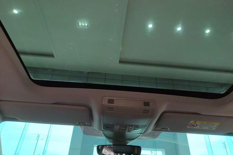 Used Volkswagen FAW-Volkswagen CC 2024 380TSI Striking Edition Headliner