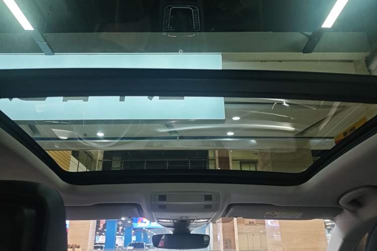Used Volkswagen FAW-Volkswagen CC 2024 Estate Car 380TSI Hunter's Heart Edition Headliner