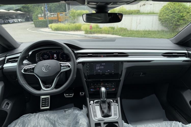 Used Volkswagen FAW-Volkswagen CC 2024 380TSI Striking Edition Interior 1