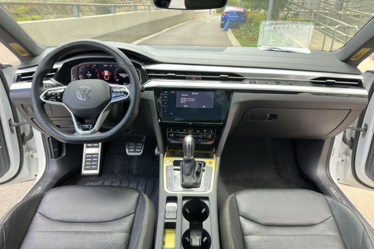 Used Volkswagen FAW-Volkswagen CC 2024 380TSI Striking Edition Interior 1