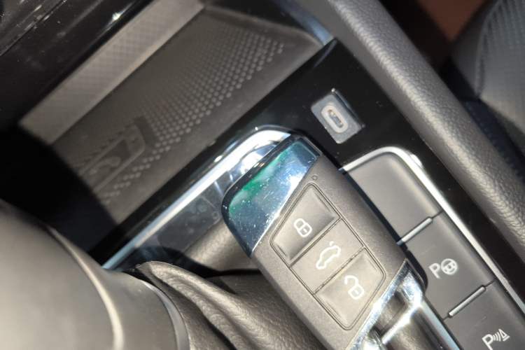 Used Volkswagen FAW-Volkswagen CC 2024 Estate Car 380TSI Hunter's Heart All-Encompassing Edition Interior 1