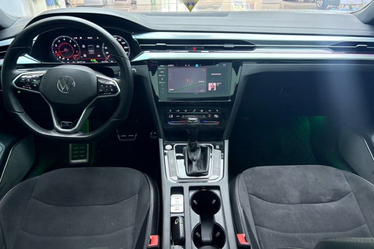 Used Volkswagen FAW-Volkswagen CC 2024 330TSI Spectacular All-inclusive Model Interior 1