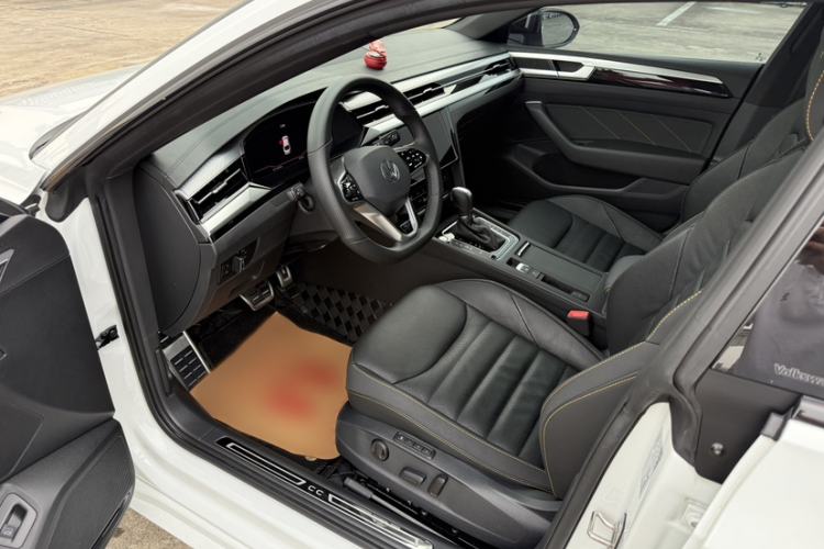 Used Volkswagen FAW-Volkswagen CC 2024 380TSI Striking Edition Interior 10