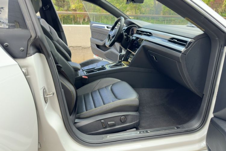 Used Volkswagen FAW-Volkswagen CC 2024 380TSI Striking Edition Interior 11