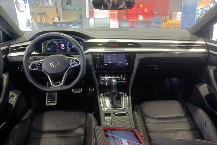 Used Volkswagen FAW-Volkswagen CC 2024 380TSI Striking Edition Interior 2