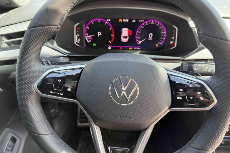 Used Volkswagen FAW-Volkswagen CC 2024 380TSI Striking Edition Interior 2