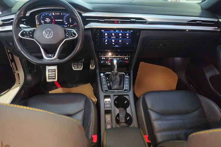 Used Volkswagen FAW-Volkswagen CC 2024 380TSI Striking Edition Interior 2