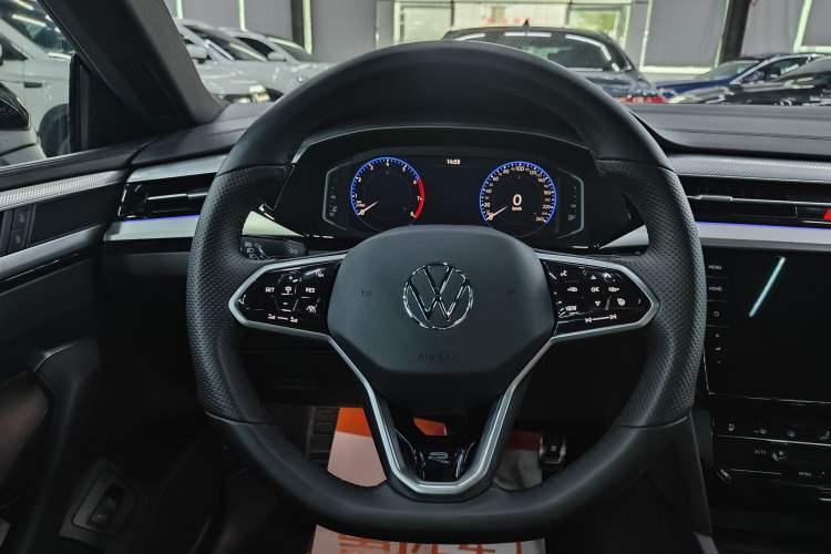 Used Volkswagen FAW-Volkswagen CC 2024 380TSI Striking Edition Interior 2
