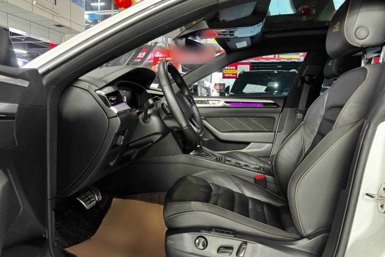 Used Volkswagen FAW-Volkswagen CC 2024 380TSI Striking Edition Interior 3