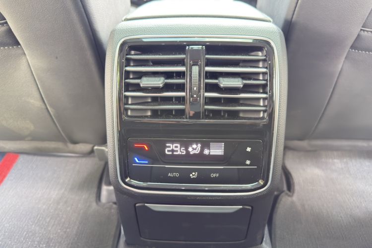 Used Volkswagen FAW-Volkswagen CC 2024 380TSI Striking Edition Interior 3