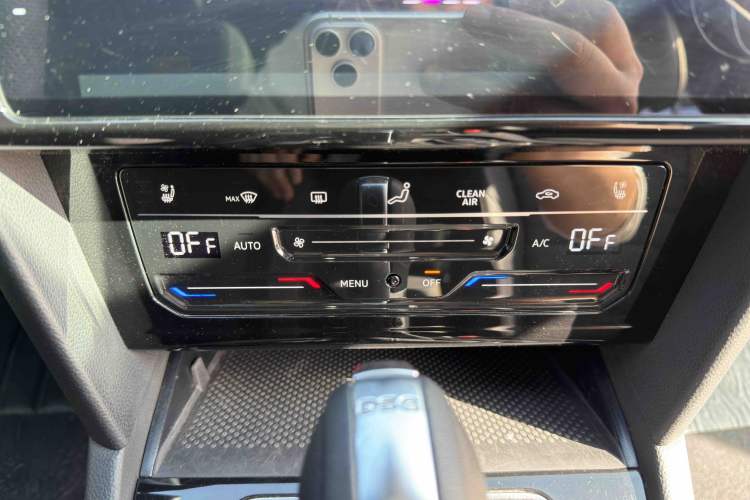 Used Volkswagen FAW-Volkswagen CC 2024 380TSI Striking Edition Interior 3