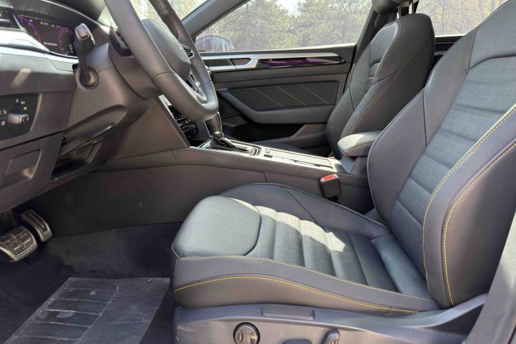 Used Volkswagen FAW-Volkswagen CC 2024 380TSI Striking Edition Interior 4