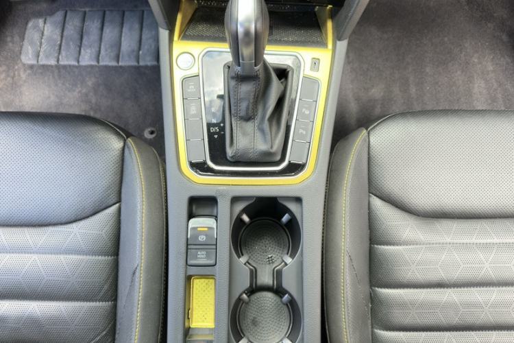 Used Volkswagen FAW-Volkswagen CC 2024 380TSI Striking Edition Interior 5