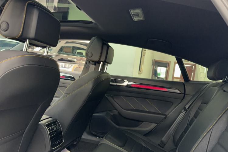 Used Volkswagen FAW-Volkswagen CC 2024 380TSI Striking Edition Interior 6
