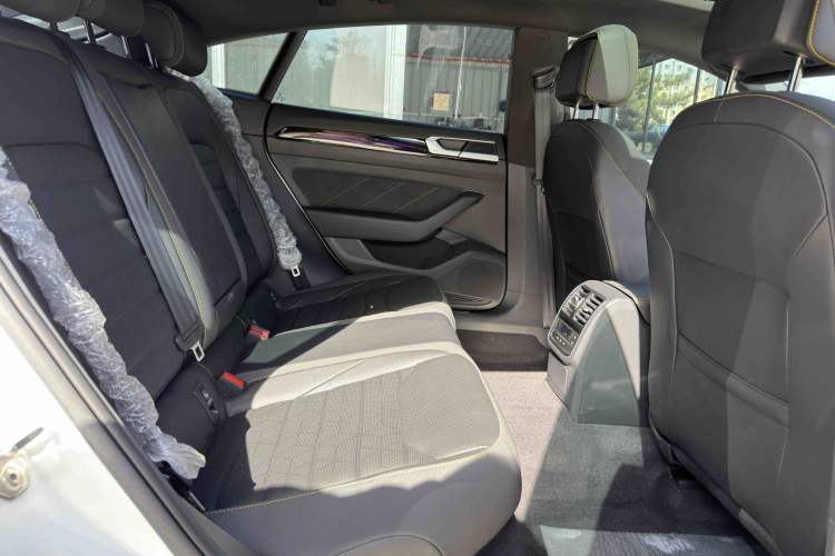 Used Volkswagen FAW-Volkswagen CC 2024 380TSI Striking Edition Interior 7