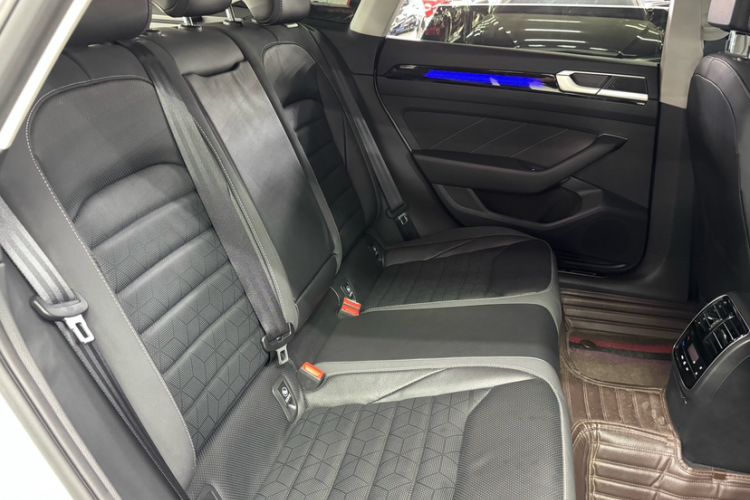 Used Volkswagen FAW-Volkswagen CC 2024 Estate Car 380TSI Hunter's Heart Edition Interior 7