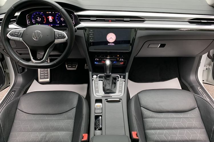 Used Volkswagen FAW-Volkswagen CC 2024 Estate Car 380TSI Hunter's Heart Edition Interior 9