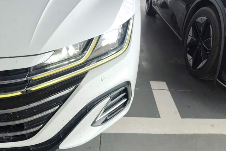 Used Volkswagen FAW-Volkswagen CC 2024 380TSI Striking Edition Left Front Headlight