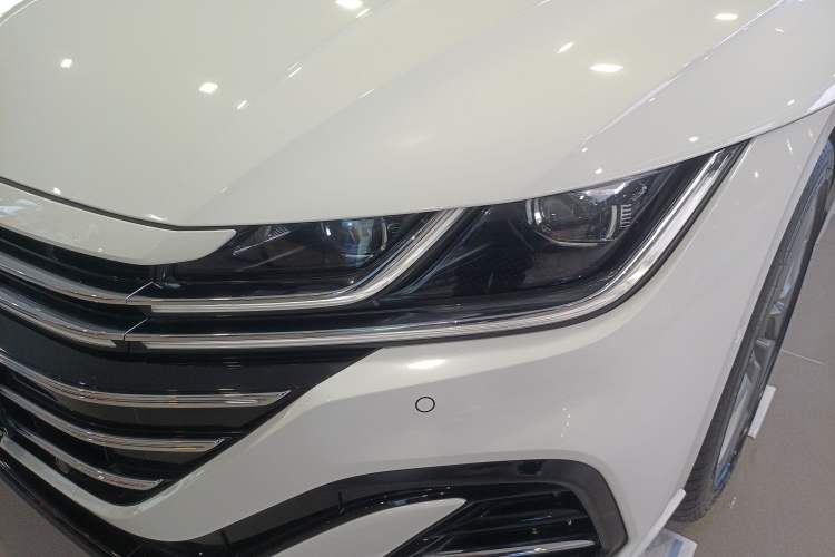 Used Volkswagen FAW-Volkswagen CC 2024 380TSI Striking Edition Left Front Headlight