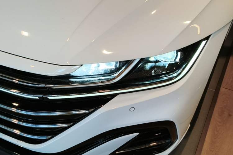 Used Volkswagen FAW-Volkswagen CC 2024 380TSI Striking Edition Left Front Headlight