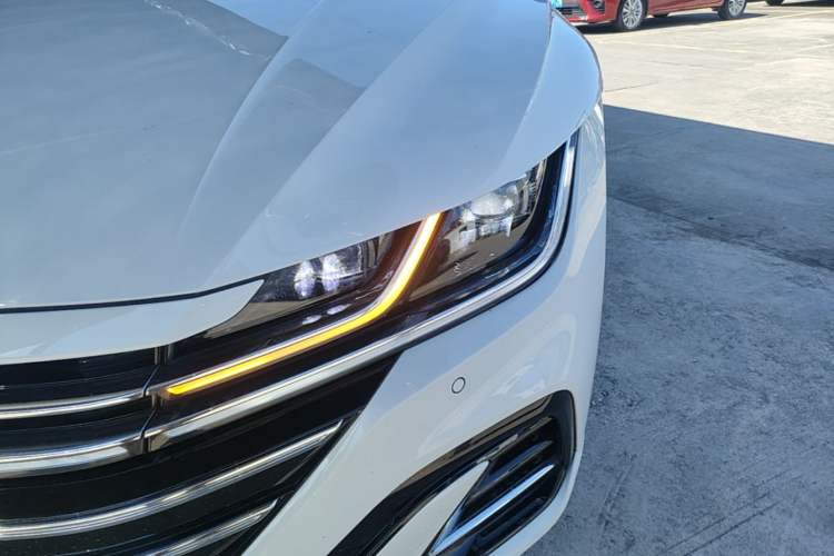 Used Volkswagen FAW-Volkswagen CC 2024 380TSI Striking Edition Left Front Headlight