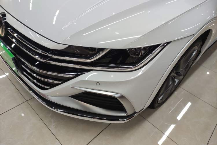 Used Volkswagen FAW-Volkswagen CC 2024 Estate Car 380TSI Hunter's Heart All-Encompassing Edition Left Front Headlight