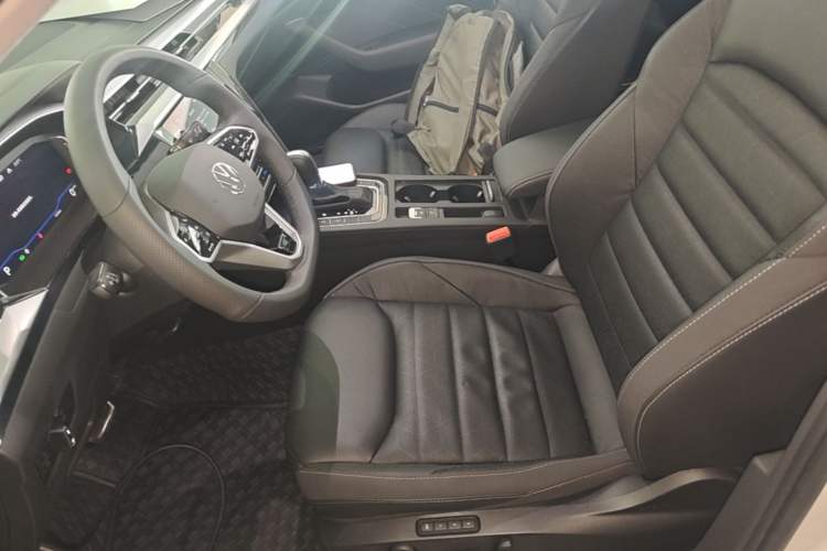 Used Volkswagen FAW-Volkswagen CC 2024 380TSI Striking All-Encompassing Edition Left Front Seat
