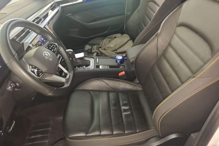 Used Volkswagen FAW-Volkswagen CC 2024 380TSI Striking Edition Left Front Seat