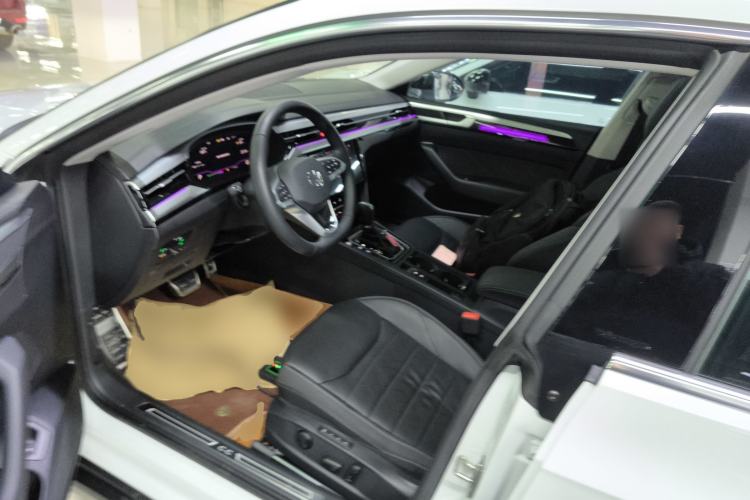 Used Volkswagen FAW-Volkswagen CC 2024 Estate Car 380TSI Hunter's Heart All-Encompassing Edition Left Front Seat