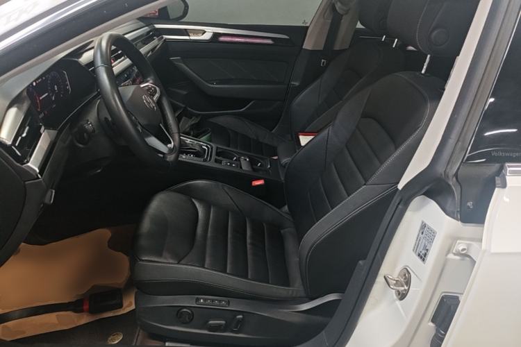 Used Volkswagen FAW-Volkswagen CC 2024 Estate Car 380TSI Hunter's Heart Edition Left Front Seat