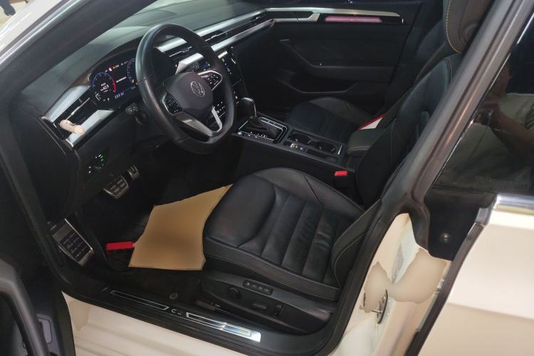 Used Volkswagen FAW-Volkswagen CC 2024 380TSI Striking Edition Left Front Seat