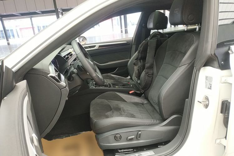Used Volkswagen FAW-Volkswagen CC 2024 330TSI Ignite Edition Left Front Seat