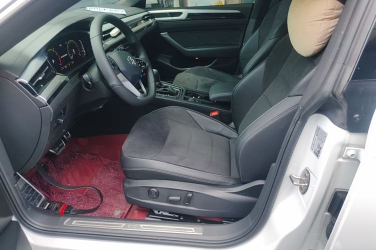 Used Volkswagen FAW-Volkswagen CC 2024 330TSI Ignite Edition Left Front Seat