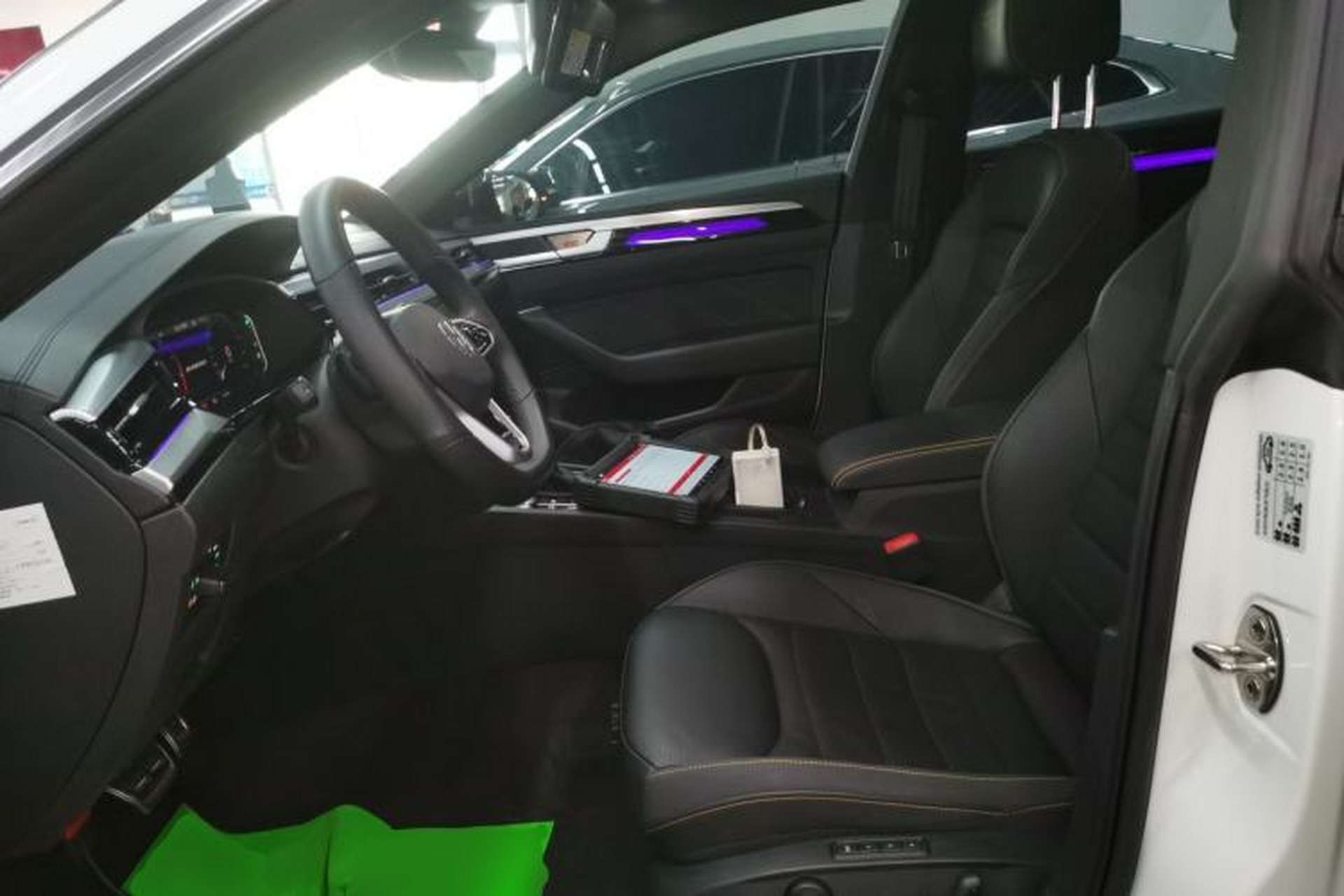 Used Volkswagen FAW-Volkswagen CC 2024 380TSI Striking All-Encompassing Edition Left Front Seat