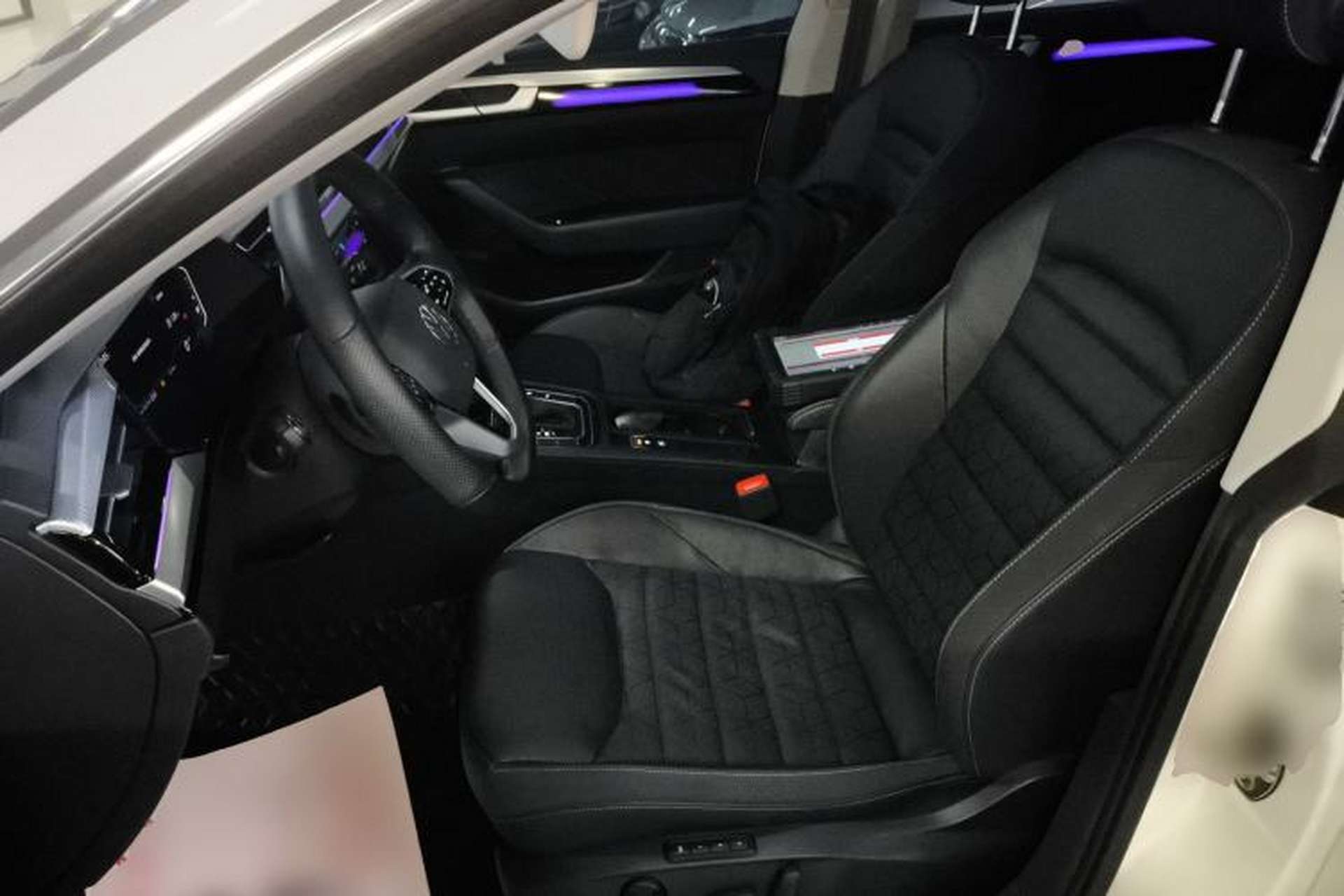 Used Volkswagen FAW-Volkswagen CC 2024 380TSI Striking All-Encompassing Edition Left Front Seat