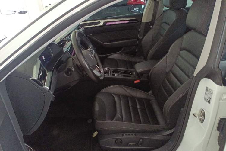 Used Volkswagen FAW-Volkswagen CC 2024 Estate Car 380TSI Hunter's Heart Edition Left Front Seat