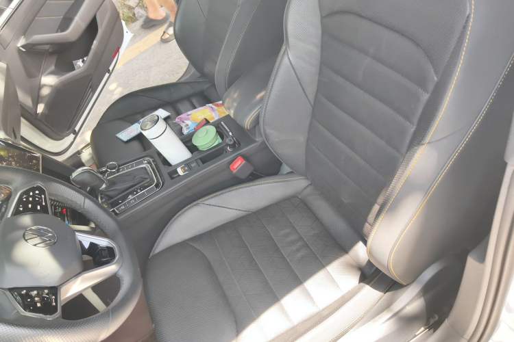 Used Volkswagen FAW-Volkswagen CC 2024 380TSI Striking All-Encompassing Edition Left Front Seat